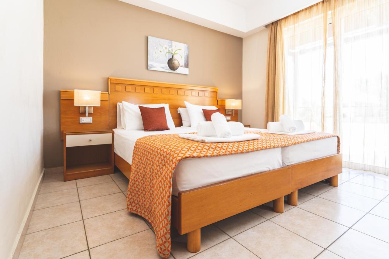 Helios Apartments Като Дарацо Екстериор снимка
