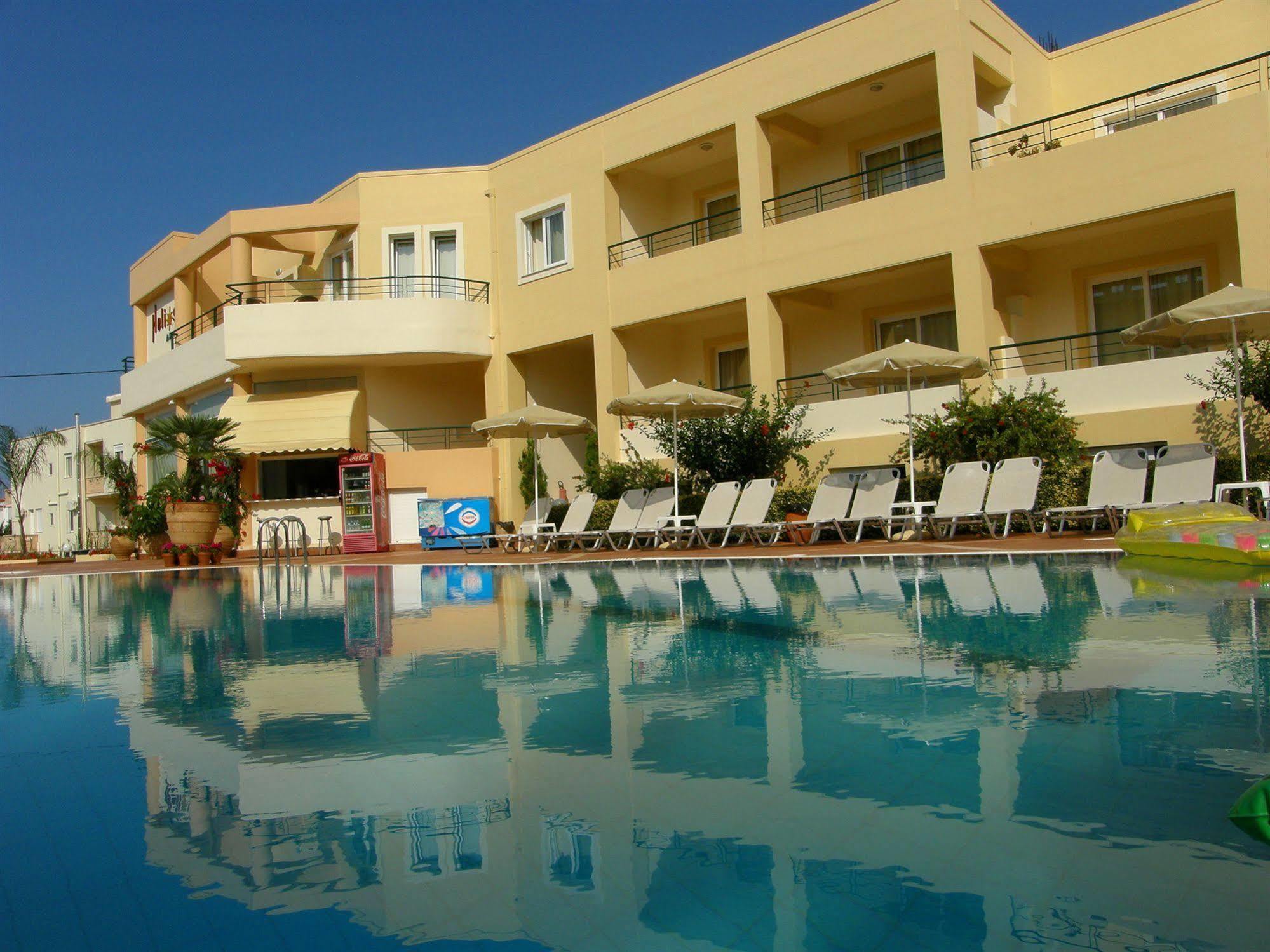 Helios Apartments Като Дарацо Екстериор снимка